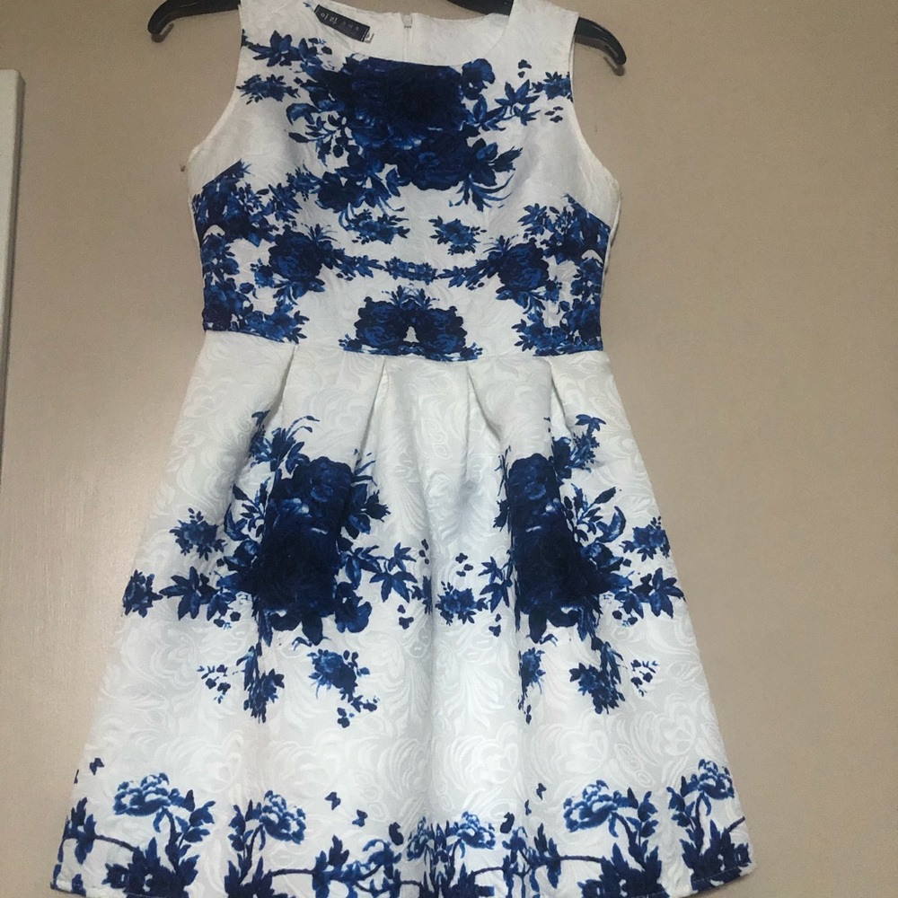Interview appearance dress small